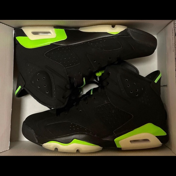 Air Jordan Retro “Electric Green” Size